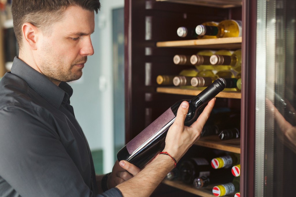 Cantinetta intelligente di Candy: come gestire facilmente i tuoi vini